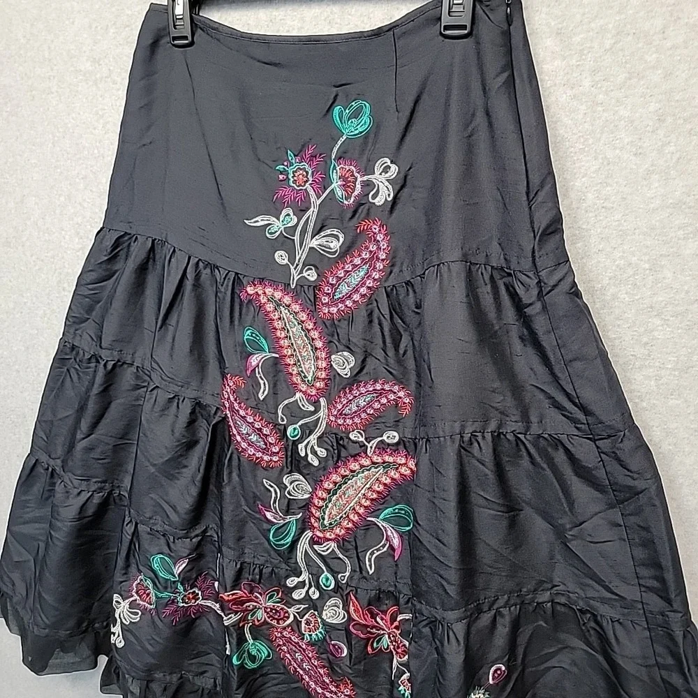 CAROLE LITTLE Silk Midi Skirt Black Embroidered Beaded Tiered Ruffle Size 6 Boho